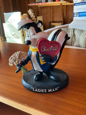 Pepe Le Pew Ladies Man Figurine