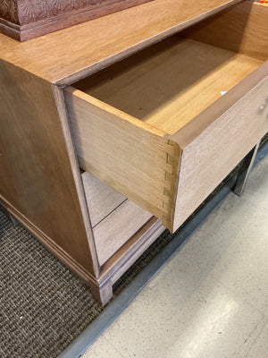 American of Martinsville Mahogany Nightstand 24 .5 x 22  x 17.5