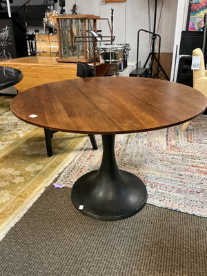 Mid-Century Modern-Style Round Pedestal Dining Table  32 x 47 x 47