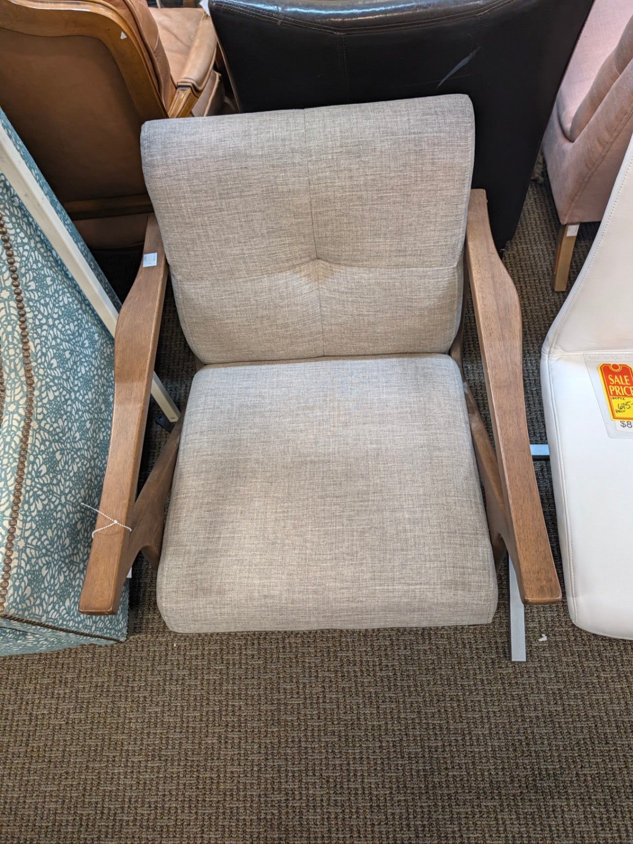 PIC *Mid Century Modern Accent Chair