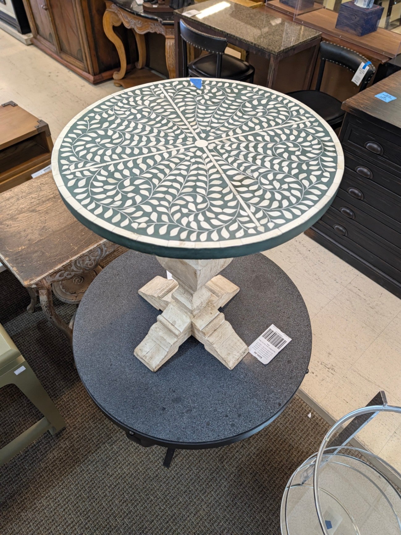PIC *Floral Bone-Inlay Accent Table - 22" x 25"