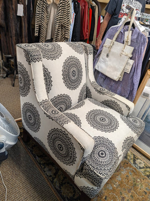 PIC *Wingback Accent Chair with Medallion Pattern