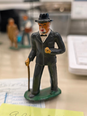 Set of 9 lead figurines