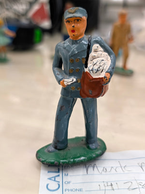 Set of 9 lead figurines