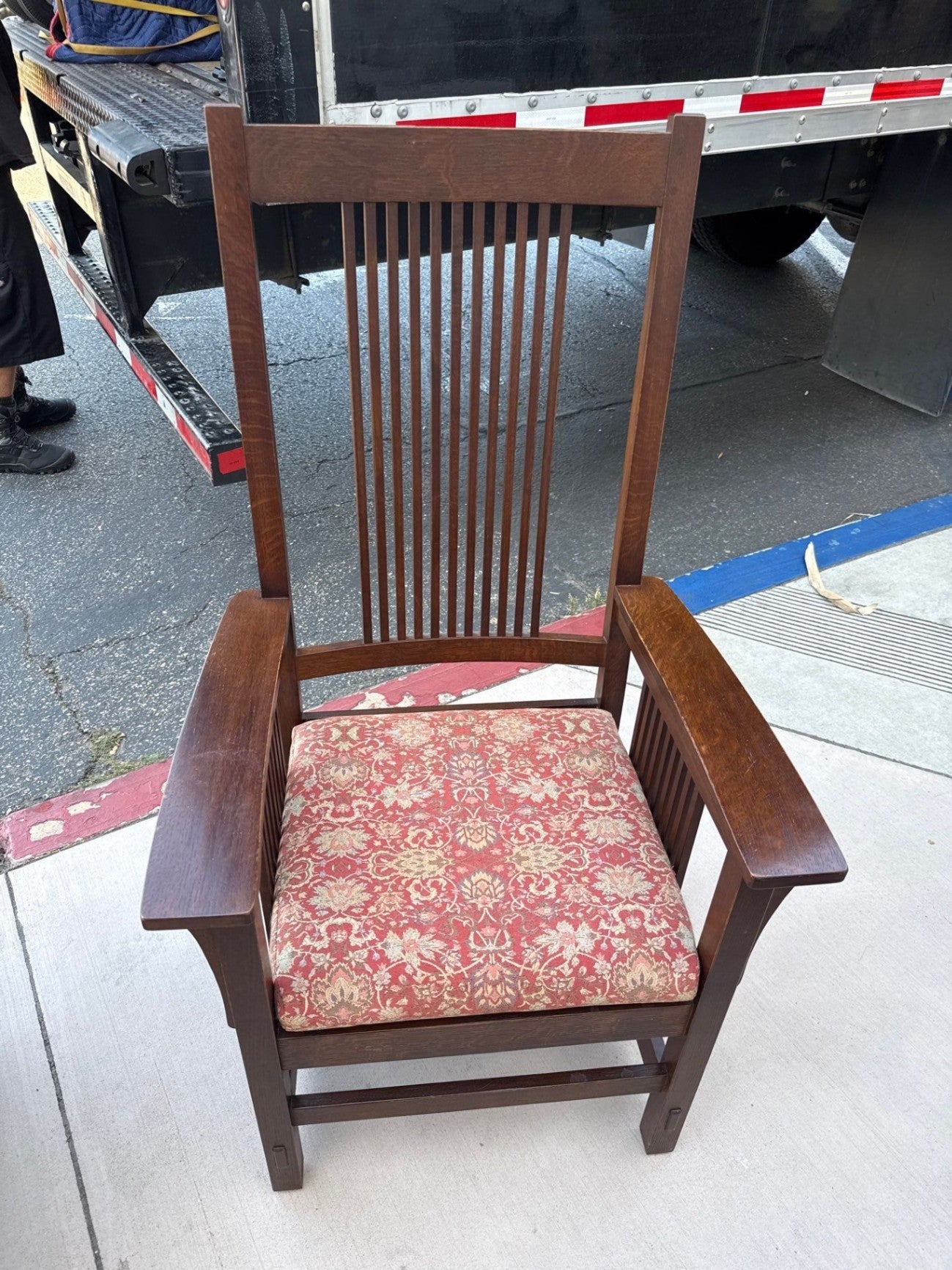 Stickley Brothers “Quaint Furniture” Mission Oak Spindle-Back Armchair, c. 1910–1920