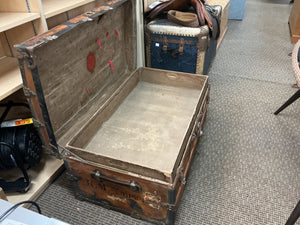 Antique Crouch & Fitzgerald New York Steamer Trunk with Interior Tray, c. 1900 – 40" x 24" x 17"H