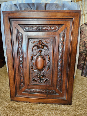 French carved cabinet doors, renaissance revival Walnut French walnut / noyer