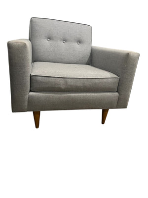 Gray Tufted Mid Century Style Wooden Peg Leg Accent Chair (Matches Sofa) 33” x 34.5”
