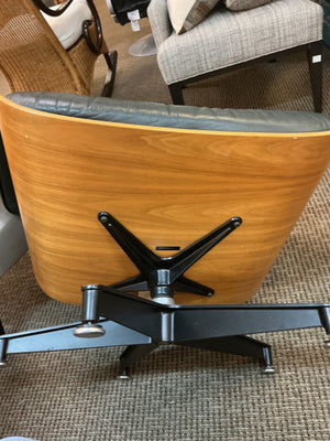 Authentic Herman Miller Eames 670 Lounge Chair & 671 Ottoman – Evergreen Leather & Molded Plywood
