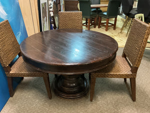 Round Oak 48" Round Pedestal Dining Table