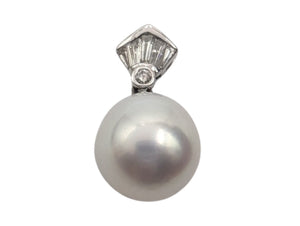 Pendant 18k White Gold w/ Large Pearl & Diamonds