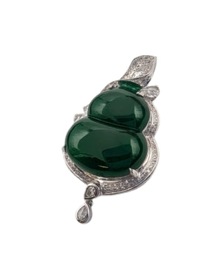 Pendant 18k White & Yellow Gold Jadeite w/ Diamonds