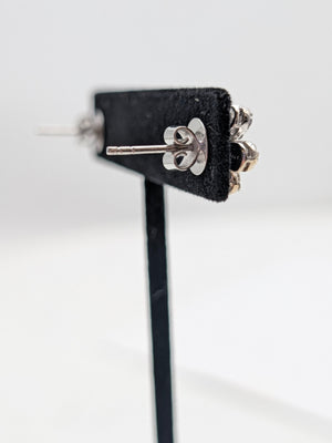 Earrings 18k White Gold Flowers w/ Diamonds