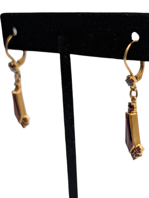 Earrings 18k Yellow Gold w/ Garnets