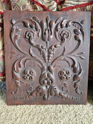 French carved panel, renaissance revival, walnut Walnut French walnut / noyer