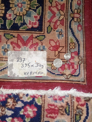 Vintage Persian Kerman Hand-Knotted Wool Rug, Floral Medallion, 9'10" × 13'4"