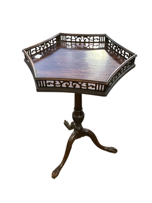 Carved Mahogany Hexagonal Pedestal Accent Table10x29