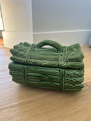 Ceramic Asparagus-Shaped Lidded Dish, 7 1/2 inches long, 4 1/2 inches tall