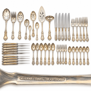 Vintage International DeepSilver “Orleans” 174-Piece Silverplate Flatware Set with Serving Pieces