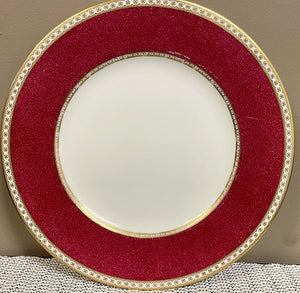 Wedgwood Ulander W1813 Ruby Red and Gold 10.75"