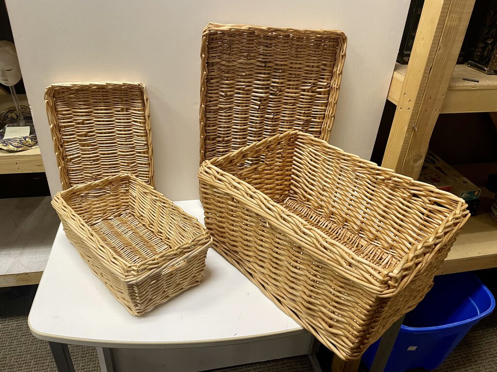 Wicker Rattan Large Weave Lidded Basket Set of 2