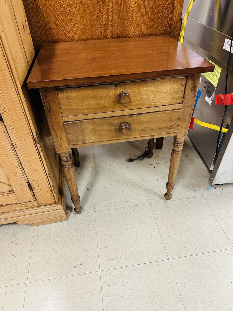 Vintage Side Table 18x24x29