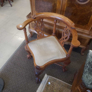 Ornate Cream Corner Chair