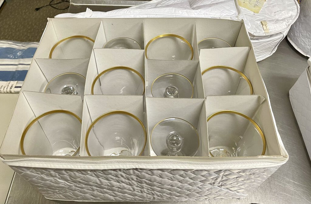 Fostoria Gold Trim Water Goblet Set of 12 w/ Case