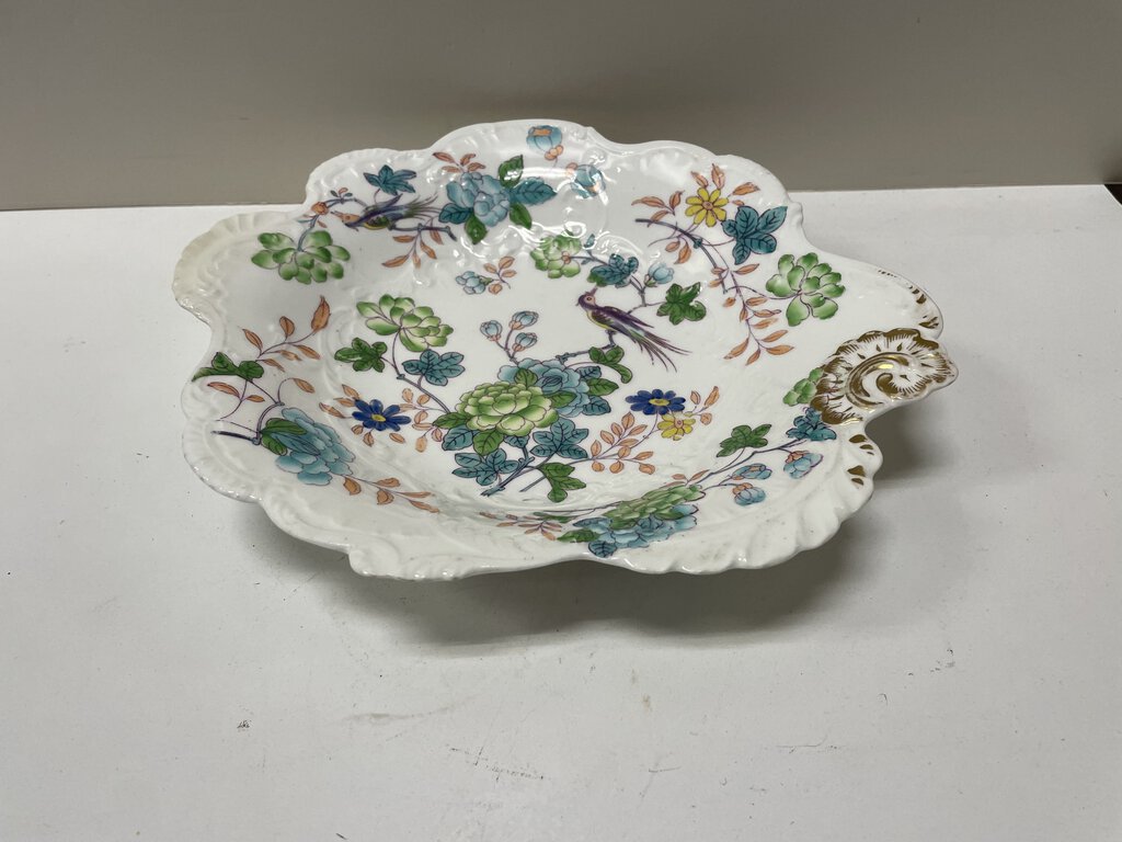 English Felspar China Scalloped Asymmetrical Plate