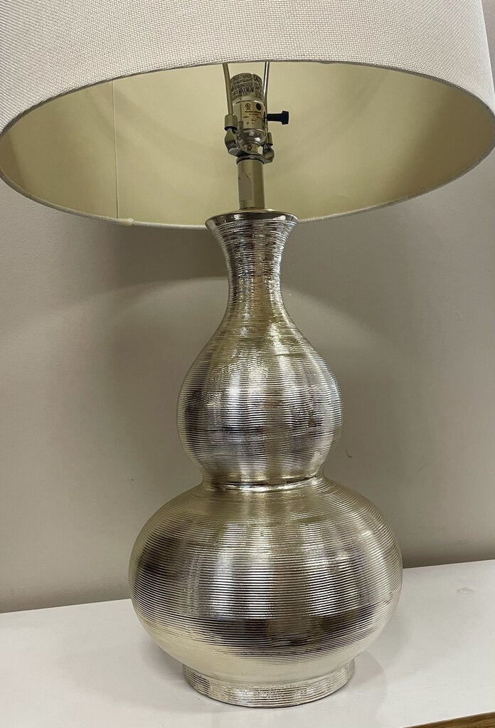 Safavieh Cahaba Metallic Silver Dbl. Gourd Table Lamp