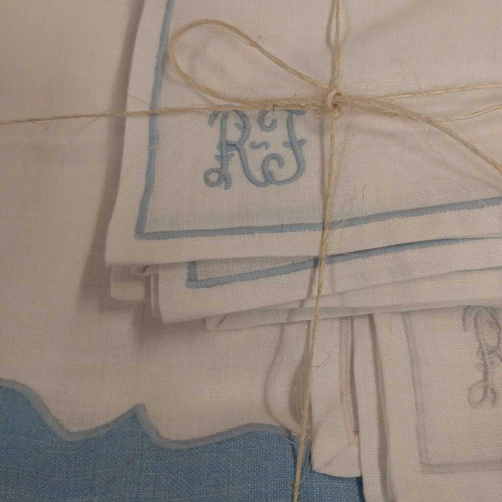 White w/ Blue Border Napkins 6 & Placemats 8-Ridley Tree Estate