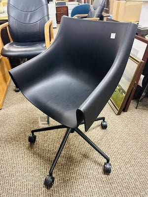 Vendom Manta Swivel Chair by Eugeni Quitllet MSRP $1200