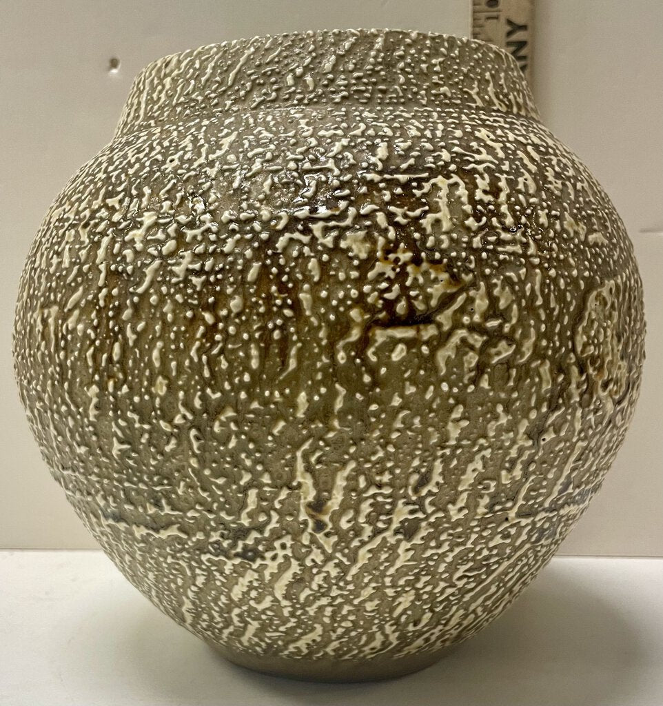 Japanese Roku Style Pottery Brown Textured Jar