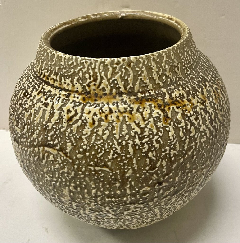 Japanese Roku Style Pottery Brown Textured Jar