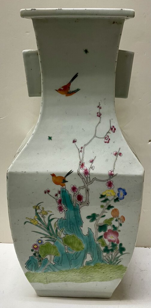 Chinese White Familie Rose Porcelain Square Vase