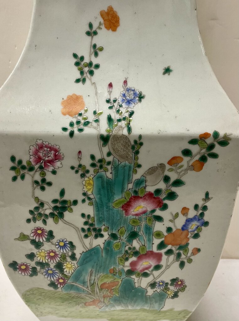 Chinese White Familie Rose Porcelain Square Vase