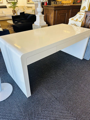 White Lacquered 3 Drawer Desk 66x30x30