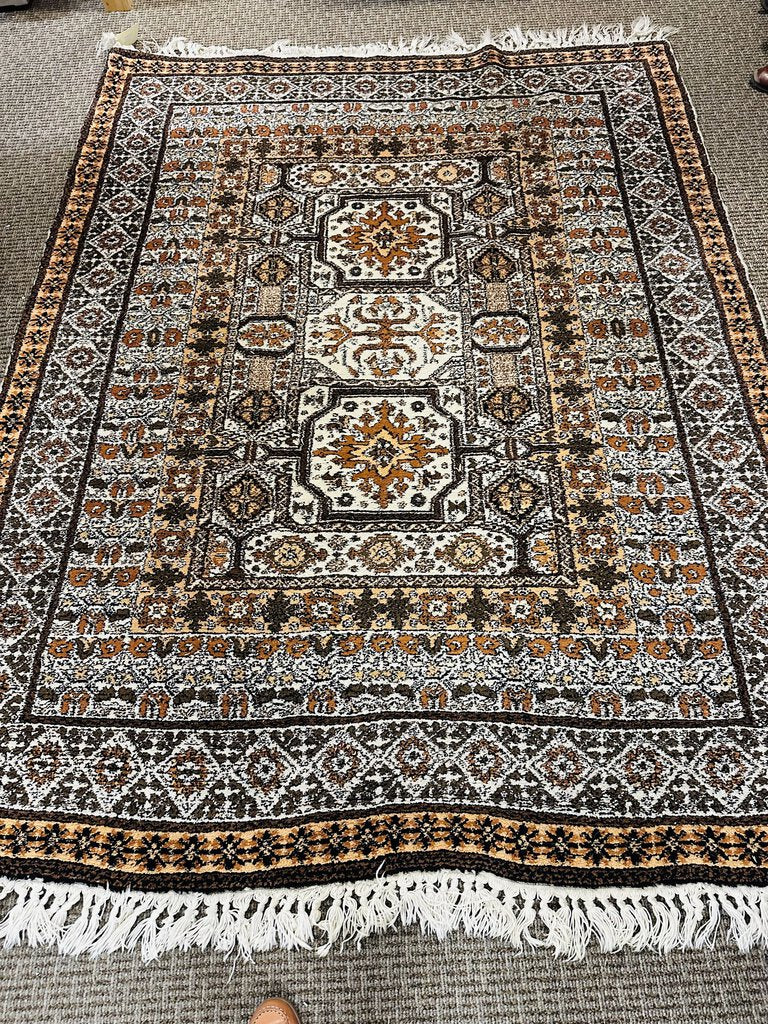 Moroccan Hand Woven Wool Rug 69x89