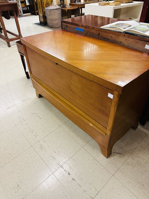 Lane Cedar Chest 43x19x27