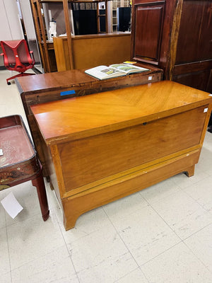 Lane Cedar Chest 43x19x27