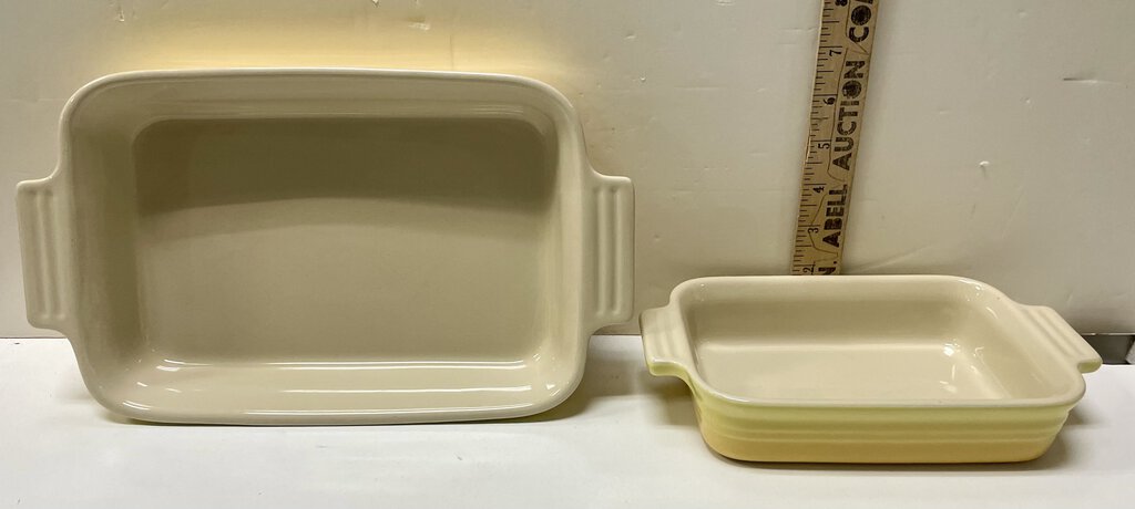 Le Creuset Cream Yellow Baking Dish Set of 2