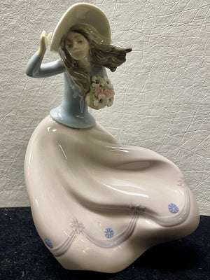 Lladro Blustery Day Figurine #5588 Chipped Fingers