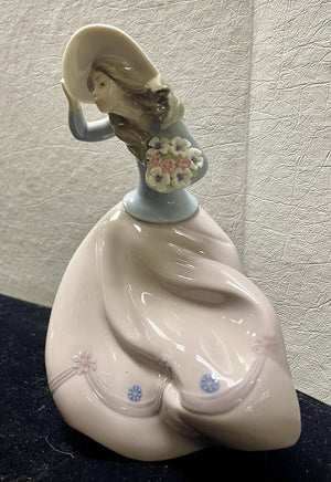 Lladro Blustery Day Figurine #5588 Chipped Fingers