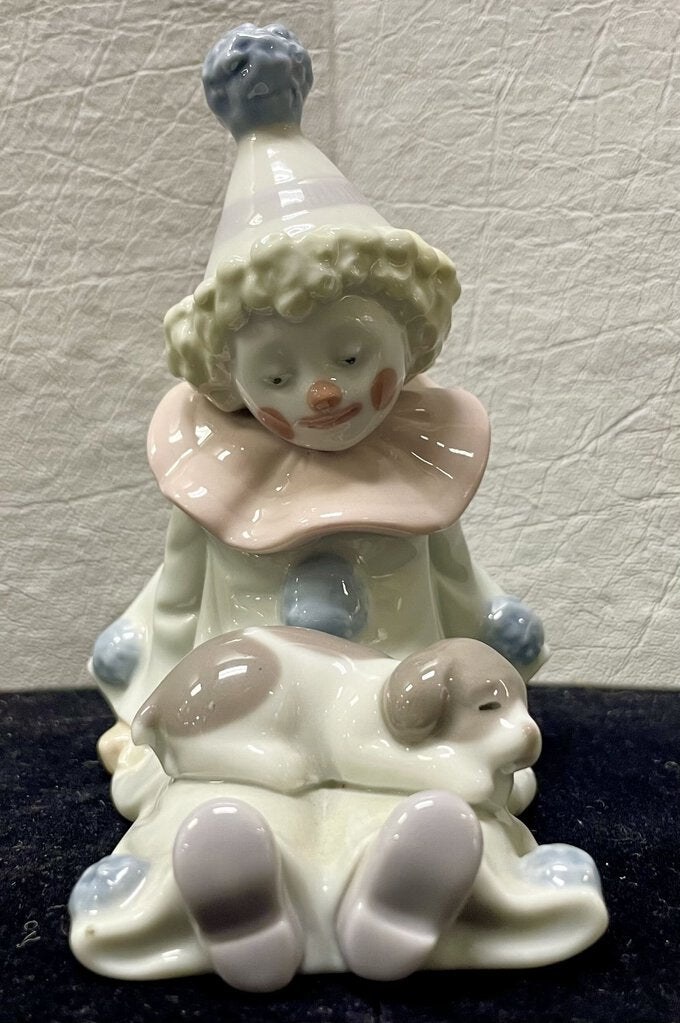 Lladro Clown Pierrot with Puppy Figurine #5277 Mint