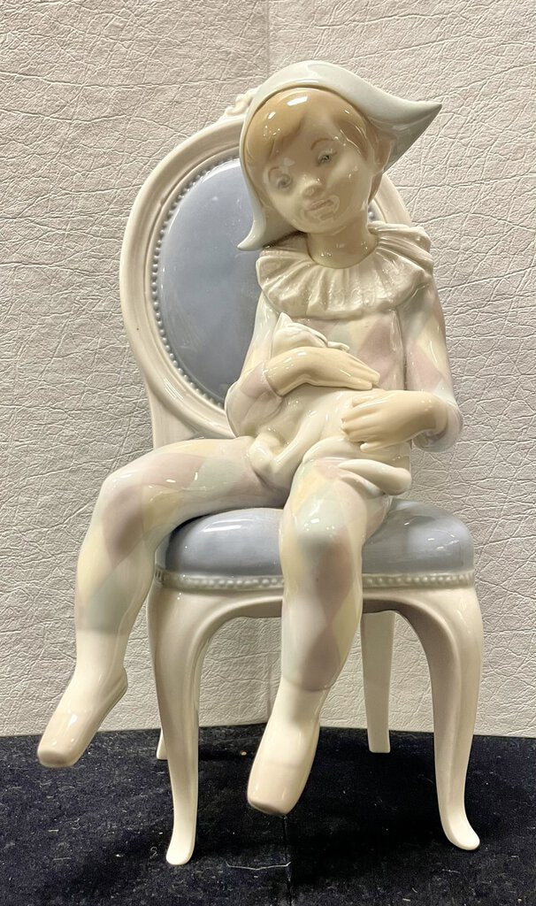 Lladro Young Harlequin Figurine #1229 Mint