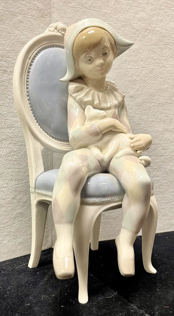 Lladro Young Harlequin Figurine #1229 Mint