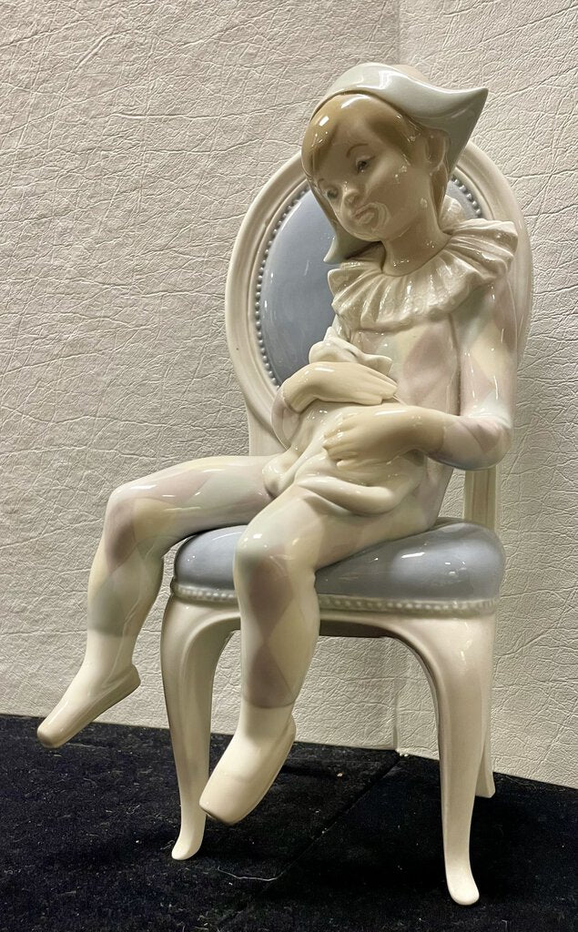 Lladro Young Harlequin Figurine #1229 Mint