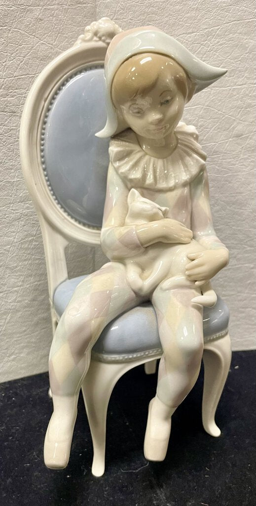 Lladro Young Harlequin Figurine #1229 Mint