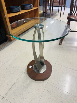 Gigi Accent Tables (pair) MSRP $1280