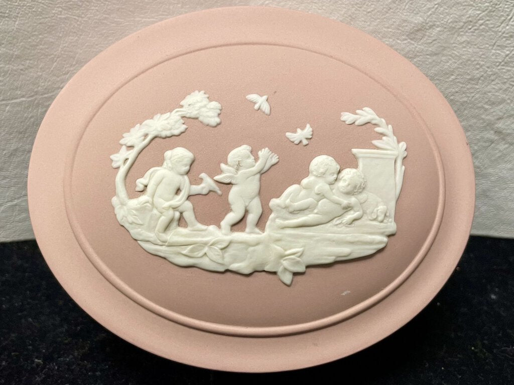 Wedgwood Pink Jasper Cupids Children at Play Oval Trinket Box